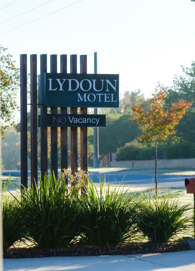 Lydoun Motel Chiltern Exterior photo